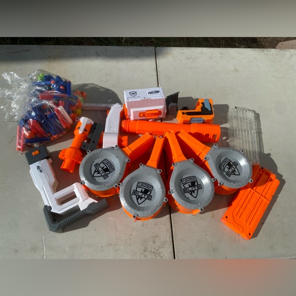 Nerf Guns Toys - Picture 3 of 4